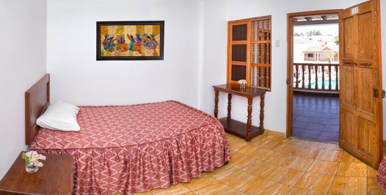 Hotel El Huarango Ica Esterno foto