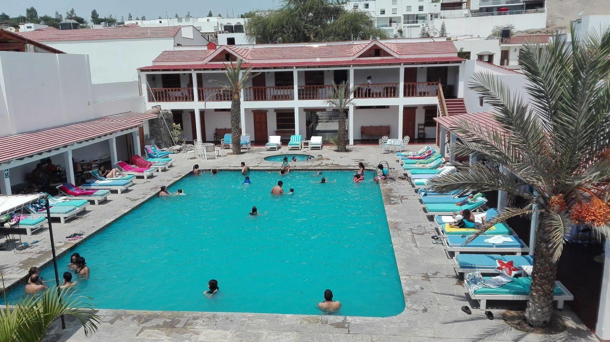 Hotel El Huarango Ica Esterno foto